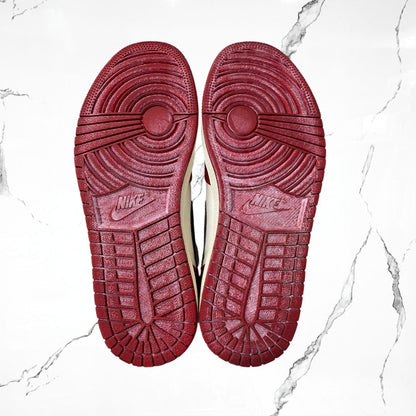 Jordan 1 High OG Chicago Lost And Found (De Uso)