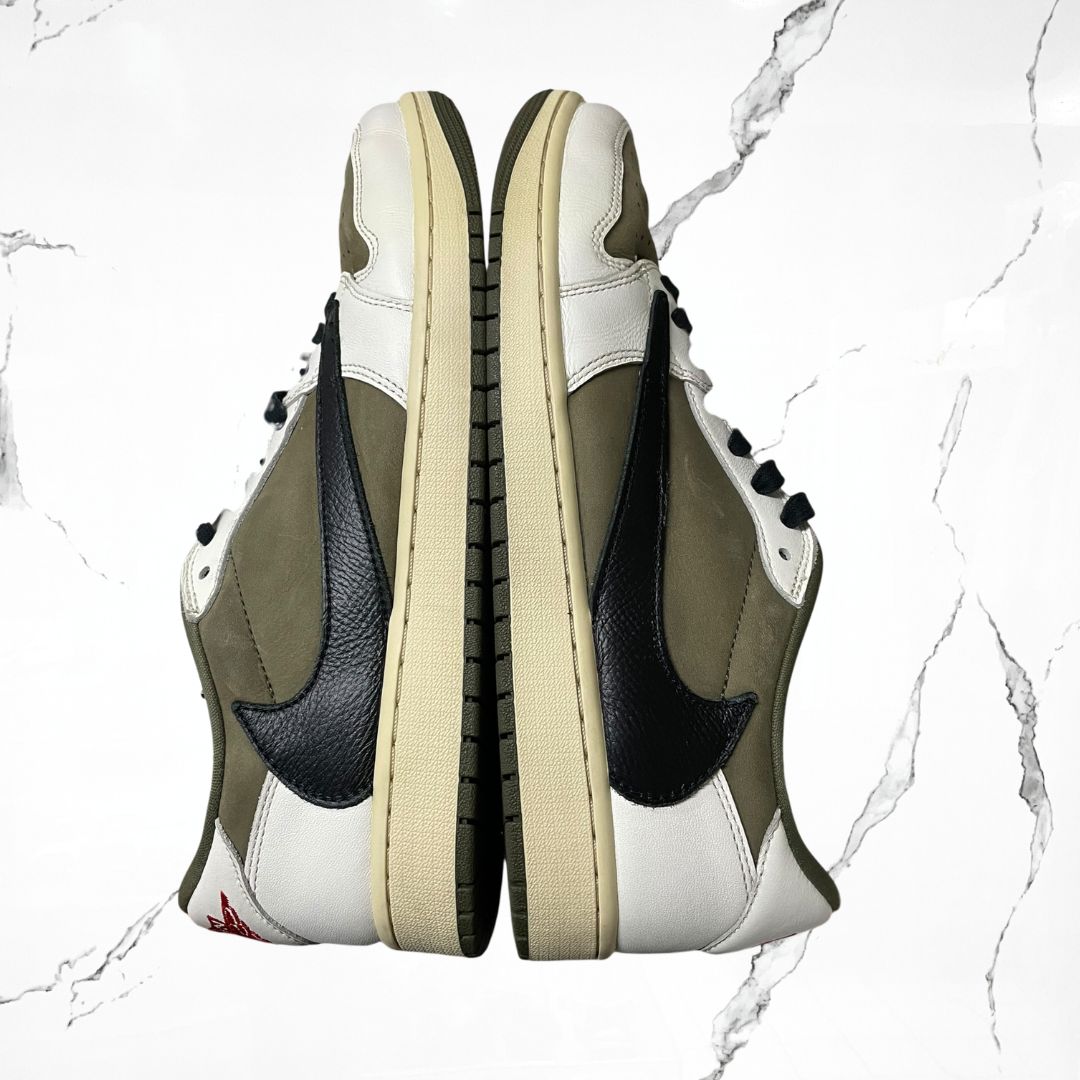 Jordan 1 Low OG Travis Scott Medium Olive (De Uso)
