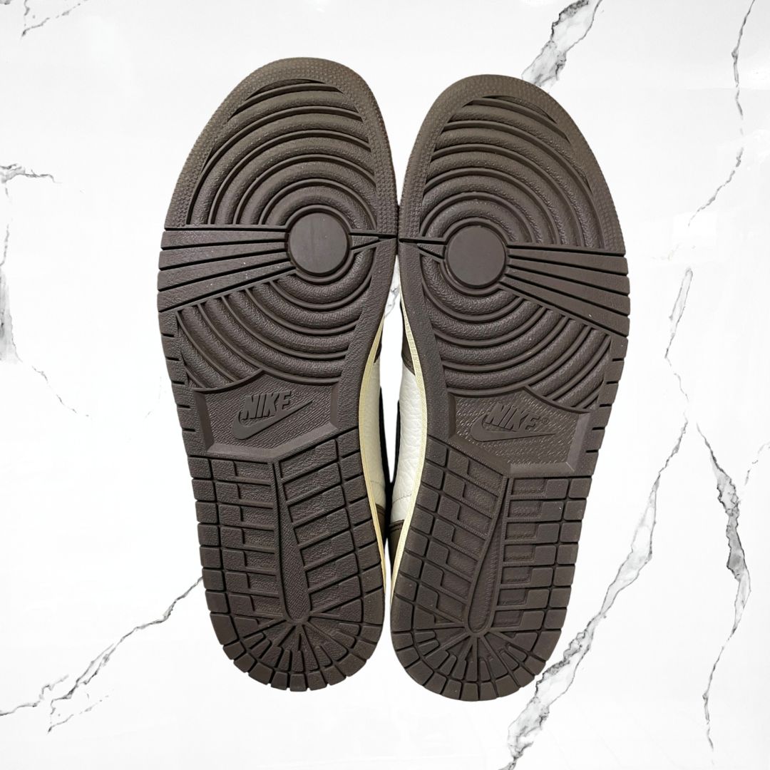 Jordan 1 High OG Travis Scott Mocha (De Uso)