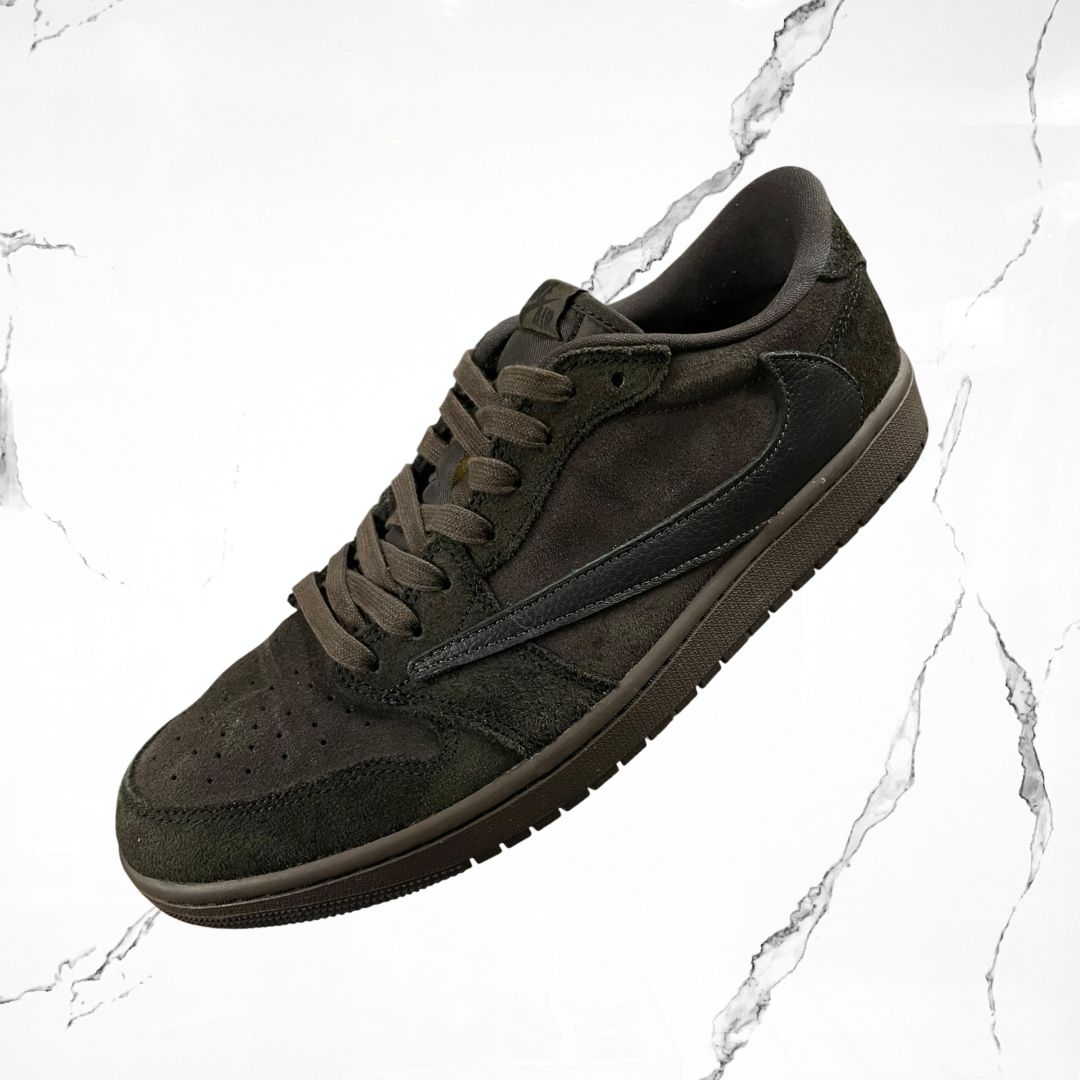 Jordan 1 Low	Travis Scott Velvet Brown (De Uso)