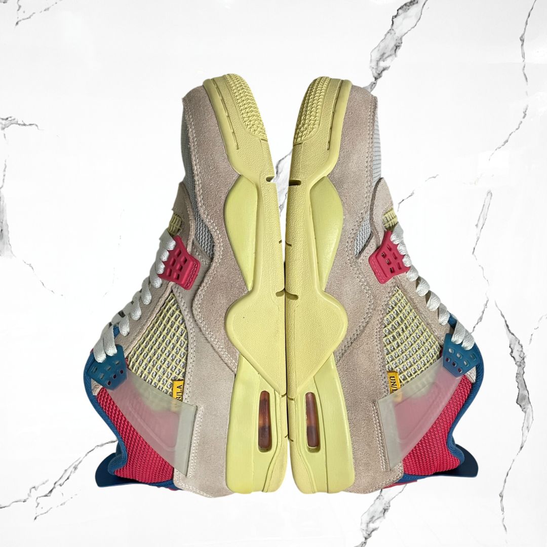 Jordan 4 Retro Union Guava Ice (De Uso) - Urban Utility