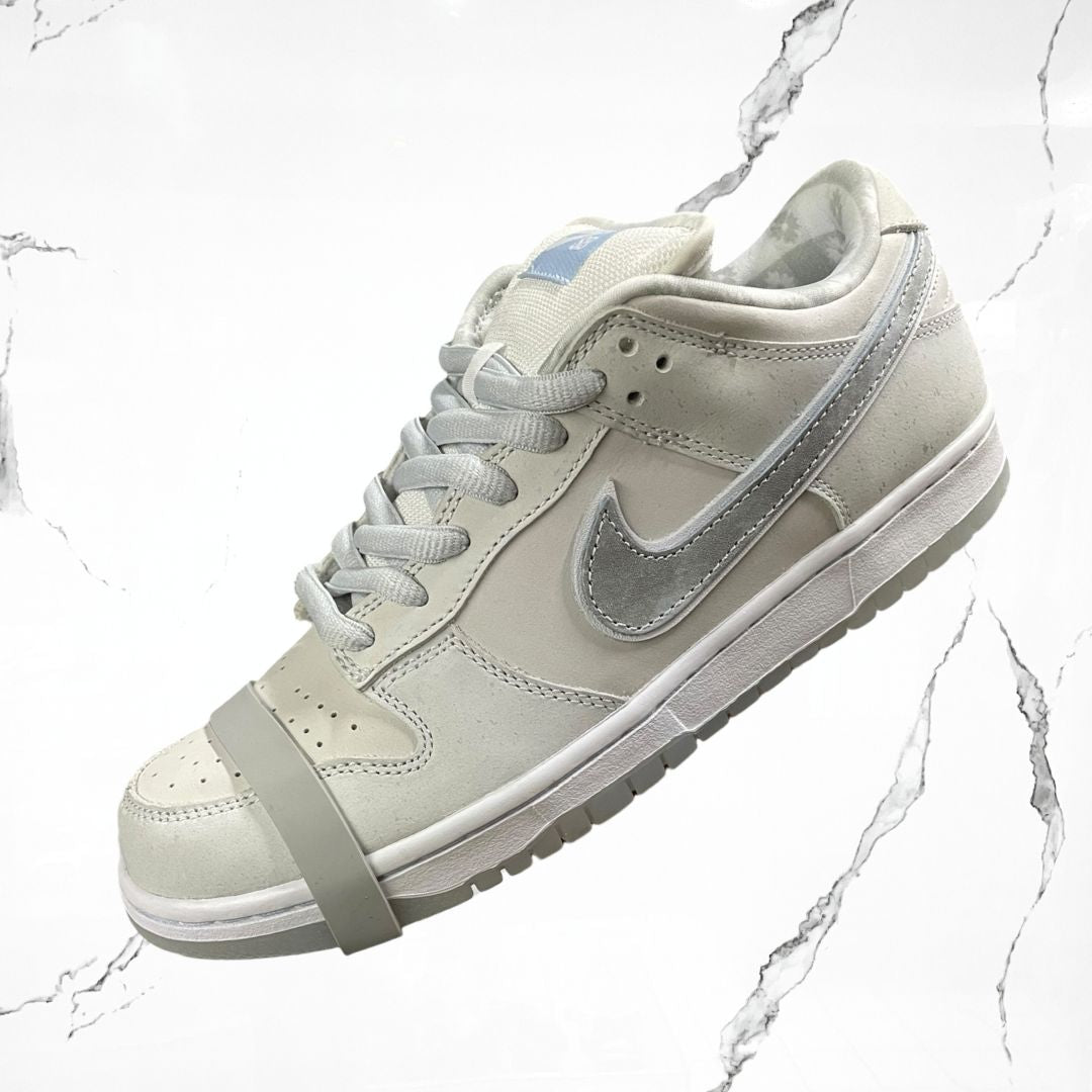 Nike Dunk SB Low White Lobster (Friends and Family)