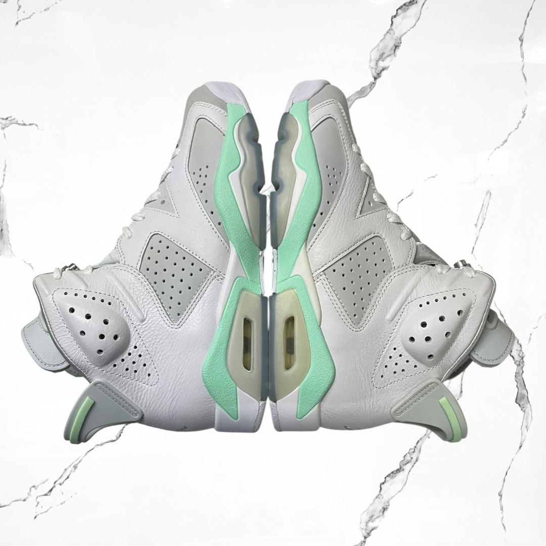 Jordan 6 Retro Mint Foam (W) (De Uso)