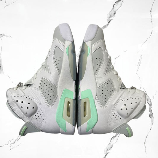 Jordan 6 Retro Mint Foam (W) (De Uso) - Urban Utility