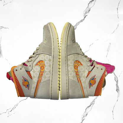 Jordan 1 High Zoom Air CMFT Somos Familia (De Uso) - Urban Utility