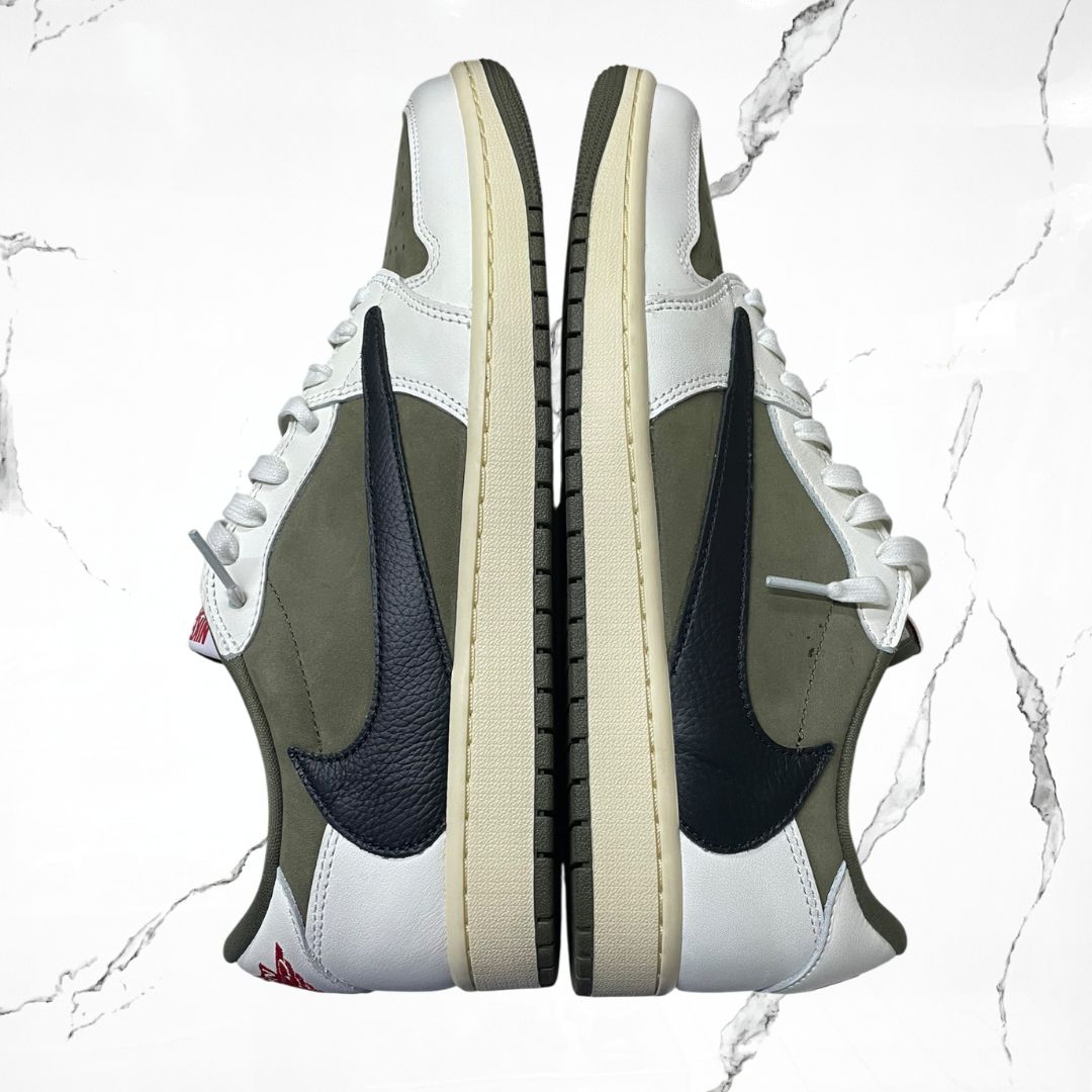 Jordan 1 Low OG Travis Scott Medium Olive (De Uso)