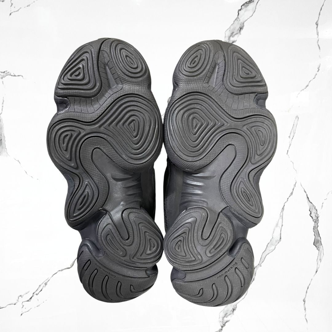 Adidas Yeezy 500	Utility Black (De Uso)