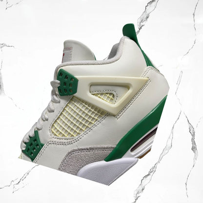 Jordan 4 SB Pine Green (De uso)