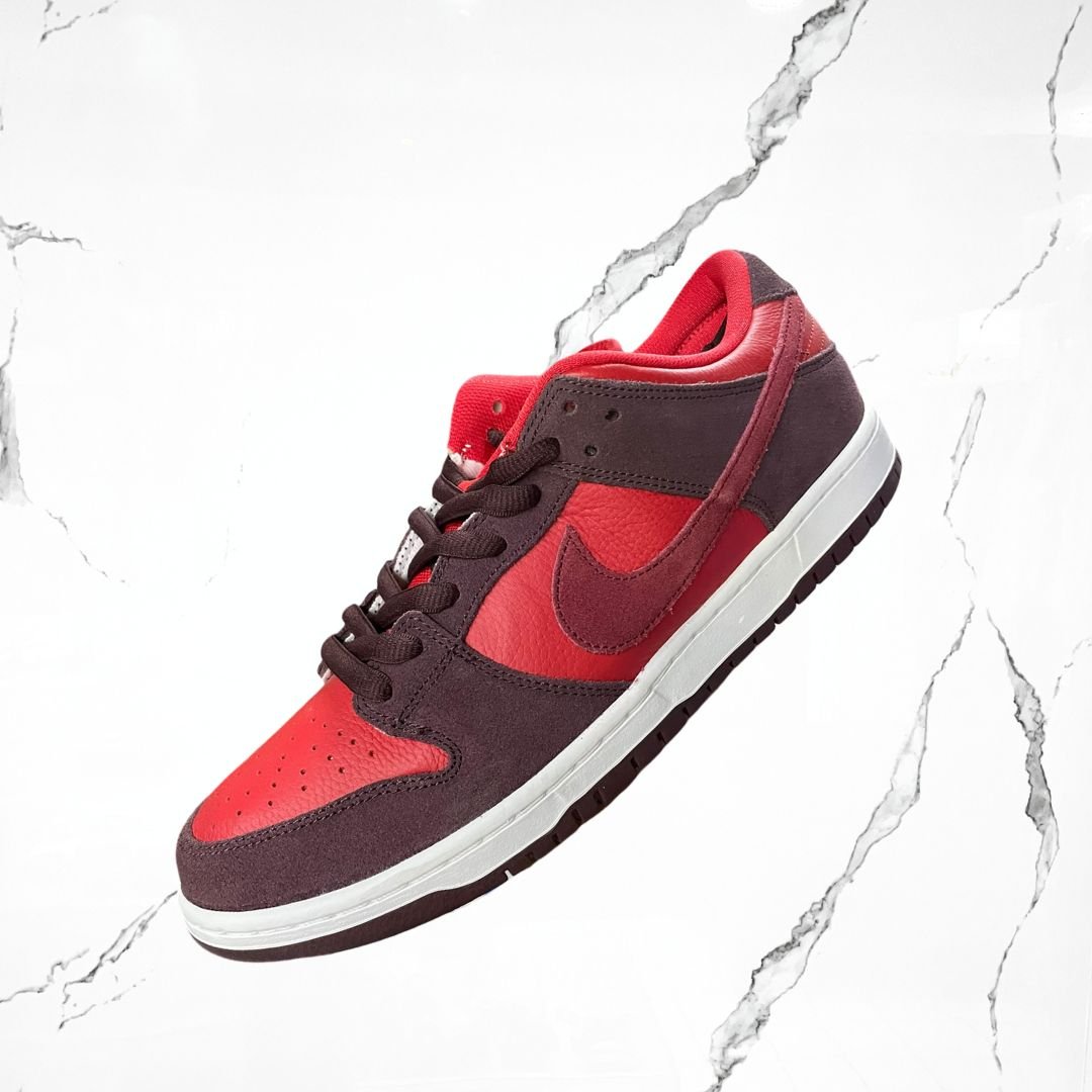 Nike Dunk SB Cherry - Urban Utility