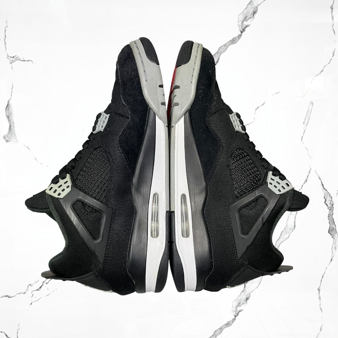Jordan 4 Black Canvas (De Uso) - Urban Utility