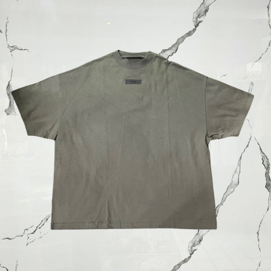 Essentials Off Black T-shirt - Urban Utility
