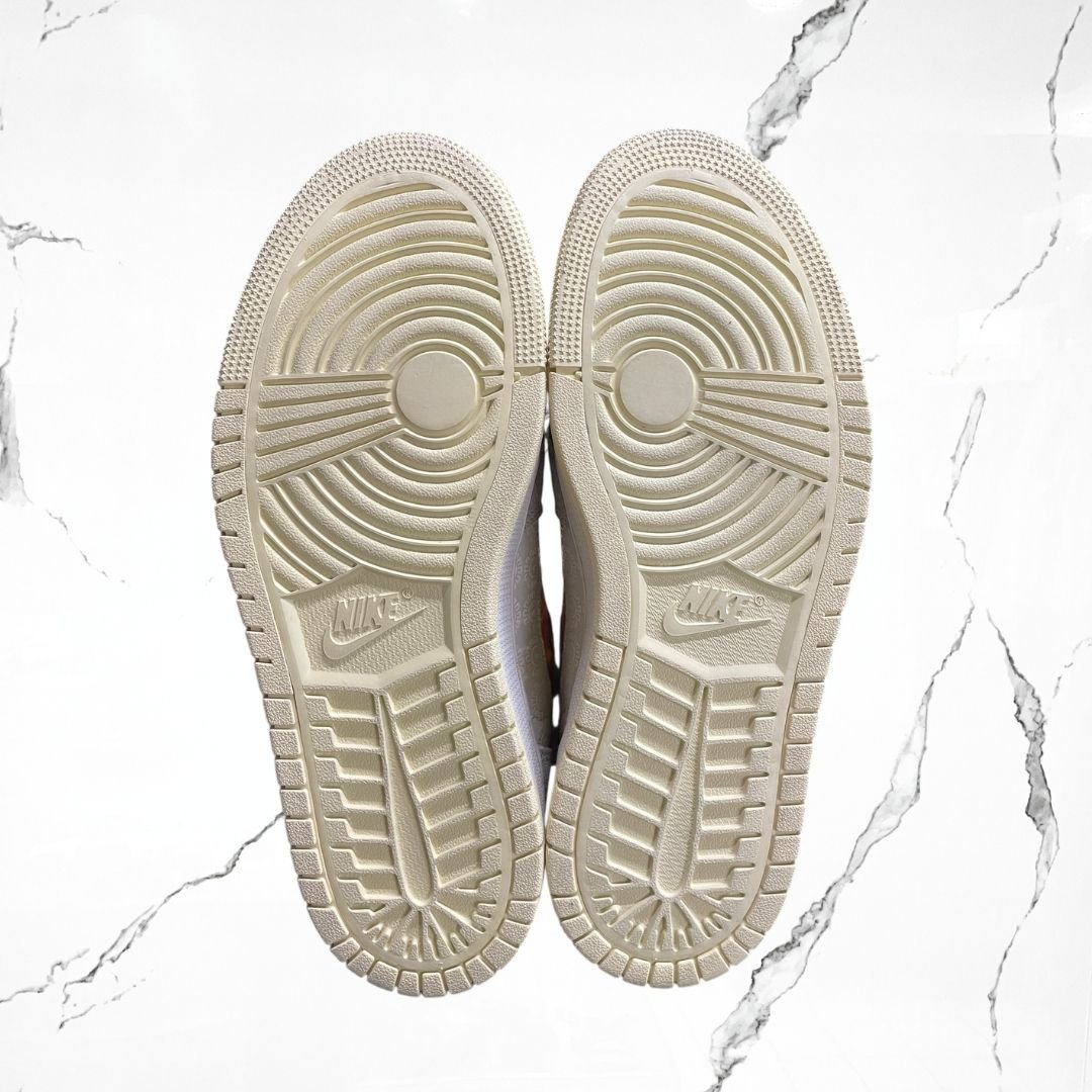 Jordan 1 High Zoom Air CMFT Somos Familia (De Uso)