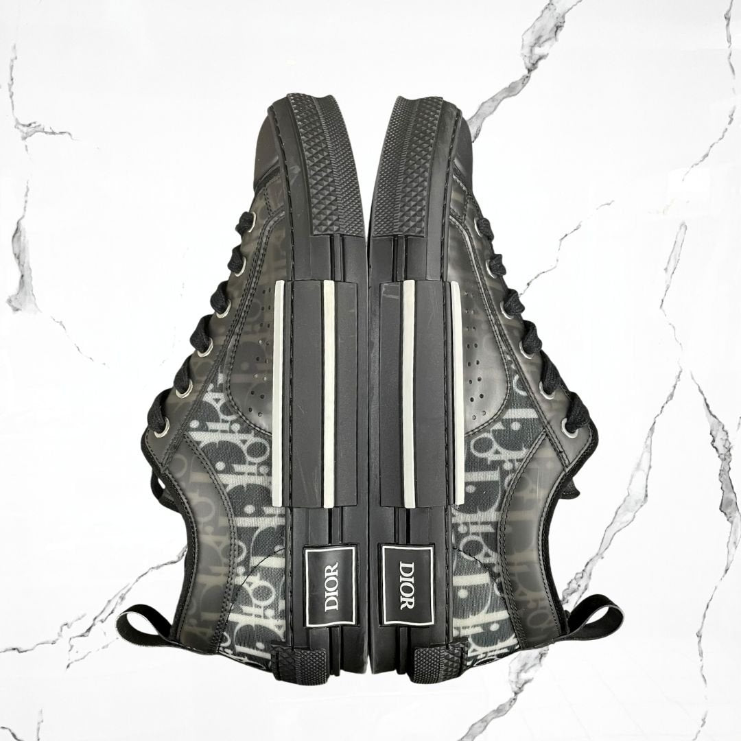 Dior B23 Low Top White Black Oblique (De Uso) - Urban Utility