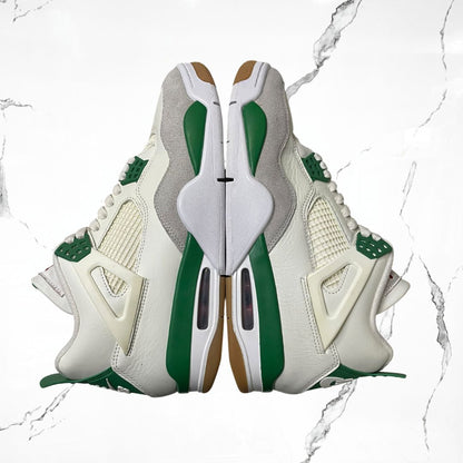 Jordan 4 SB Pine Green (De Uso)