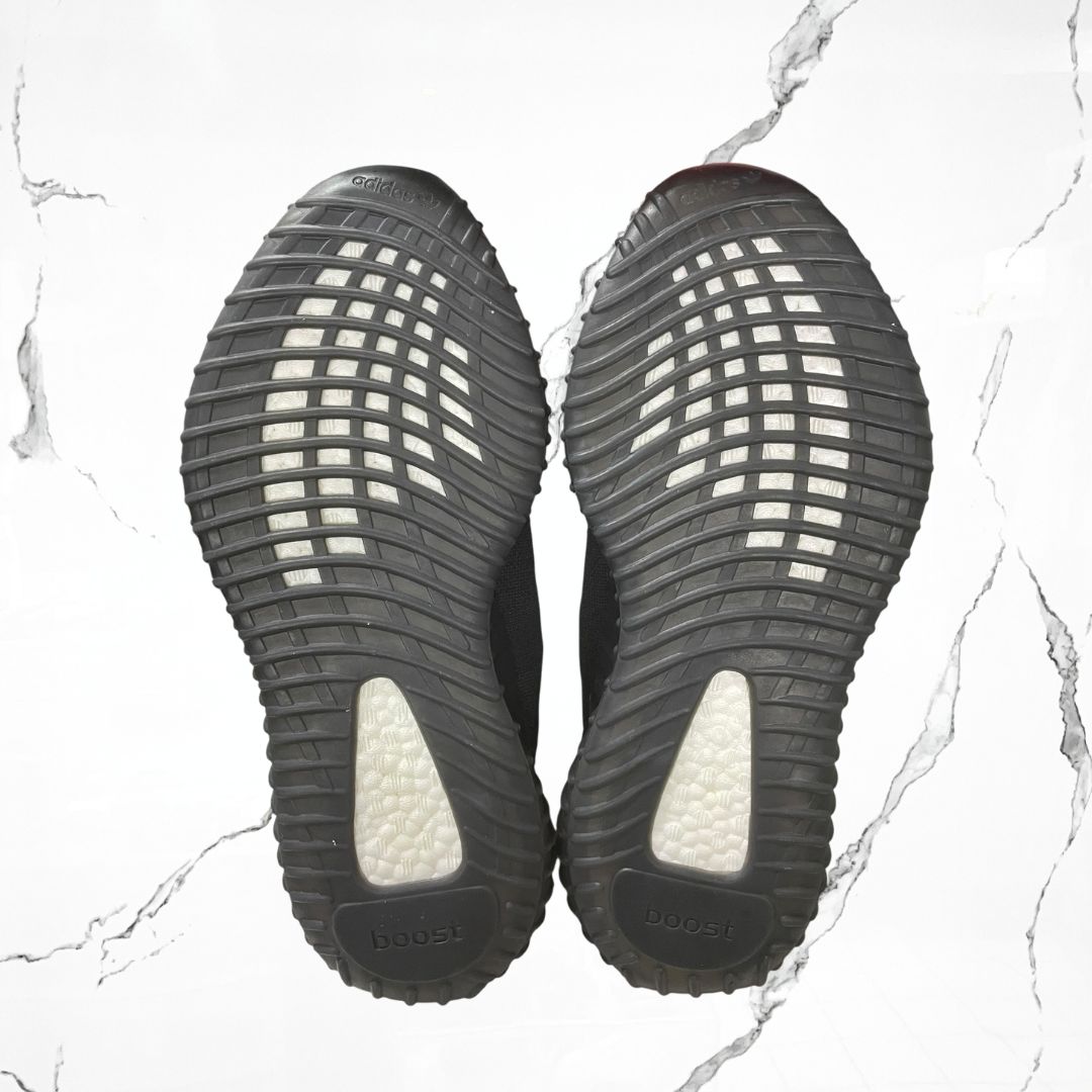 Adidas Yeezy Boost 350 V2 Onyx (De Uso) - Urban Utility