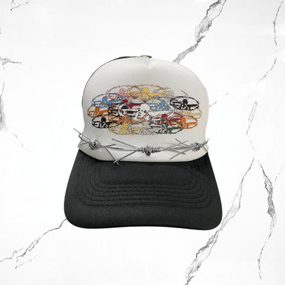 Palida Trucker Hat Parches Colors White Black Cap