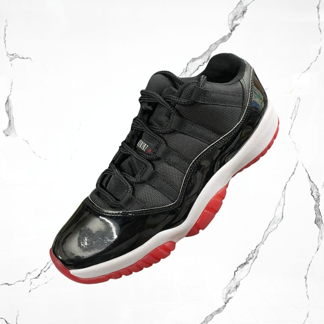 Jordan 11 Low Bred (2025) (De Uso) - Urban Utility
