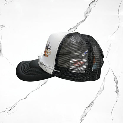Palida Trucker Hat Parches Colors White Black Cap