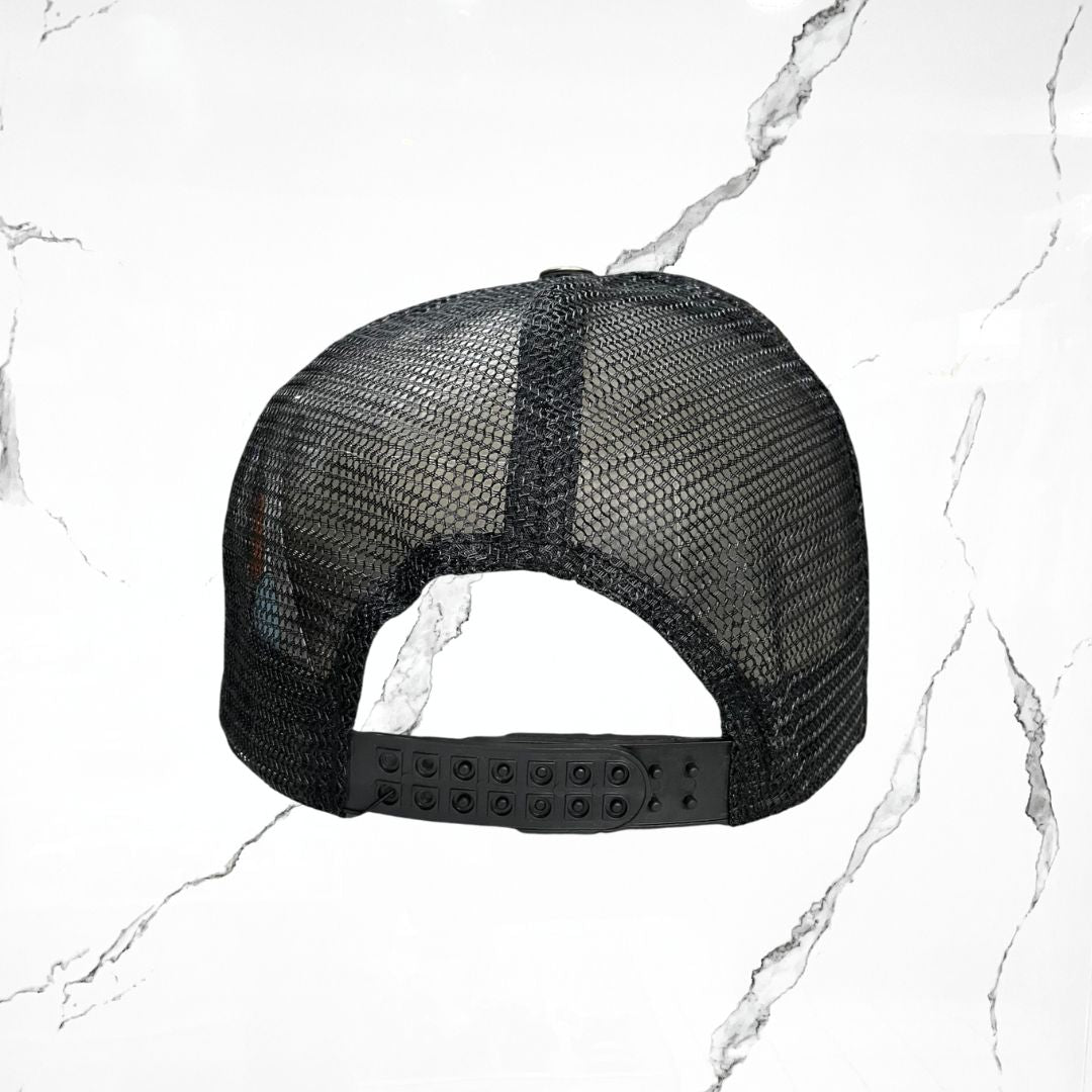 Palida Trucker Hat Parches Colors White Black Cap