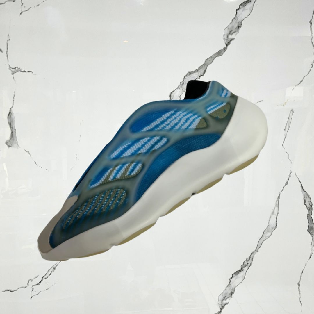 Adidas Yeezy 700 V3 Arzareth - Urban Utility
