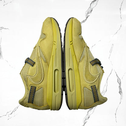 Nike Air Max 1 Travis Scott Cactus Jack Saturn Gold (De Uso)