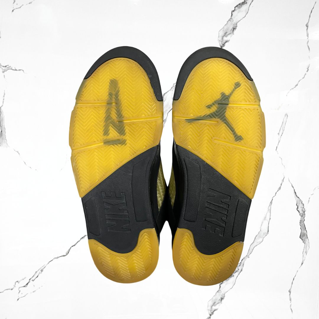 Jordan 5 Retro A Ma Maniere Dusk (De Uso) - Urban Utility