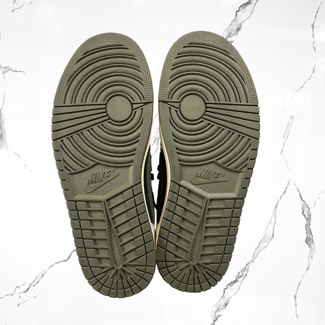 Jordan 1 Low OG Travis Scott Olive (W) (De Uso) - Urban Utility