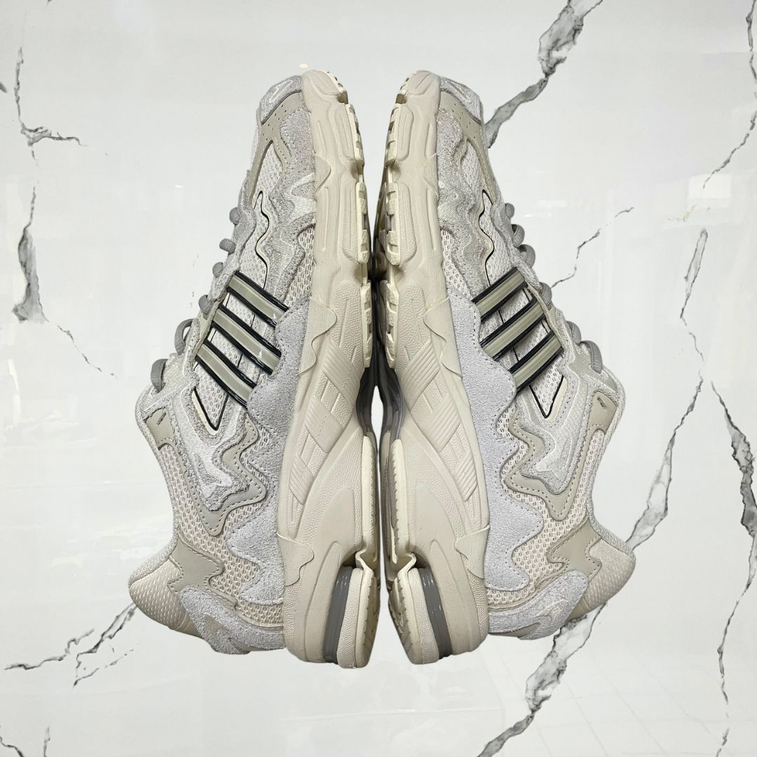 Adidas Reponse CL Bad Bunny Wonder White (De Uso) - Urban Utility