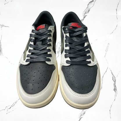 Jordan 1 Low OG Travis Scott Olive (W) (De Uso) - Urban Utility