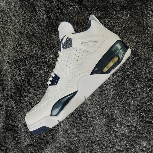 Jordan 4 Columbia