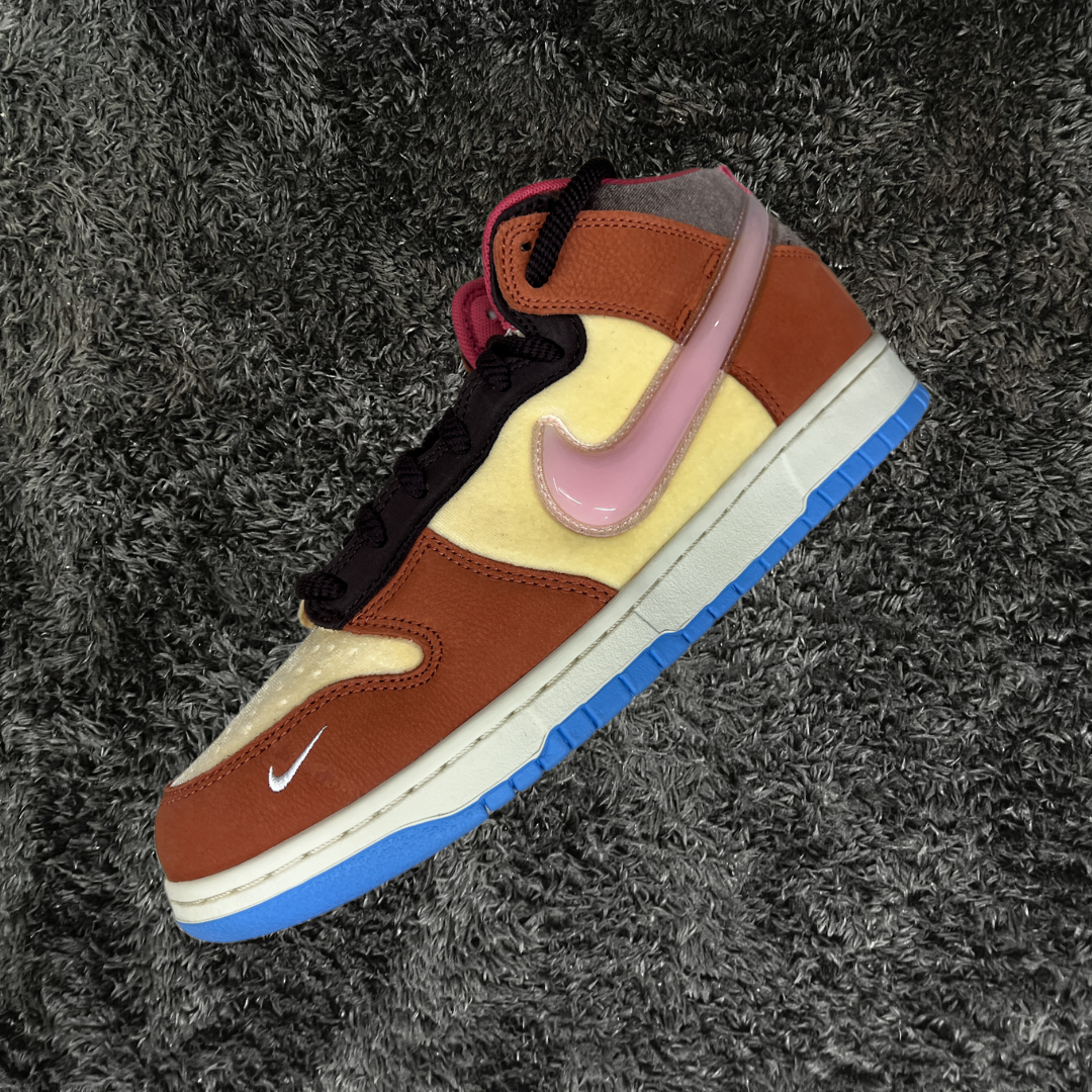 Dunk Mid Social Status Chocolate Milk