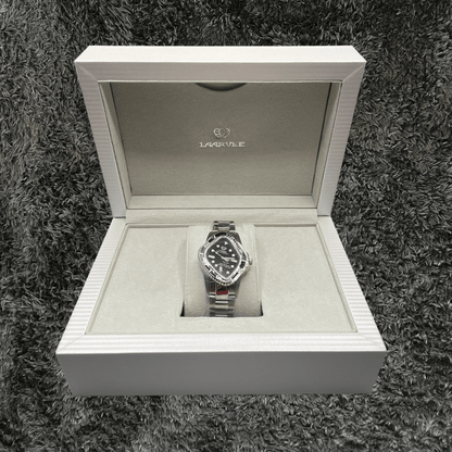 Laarvee Black Bezel & Black Dial Watch - Urban Utility