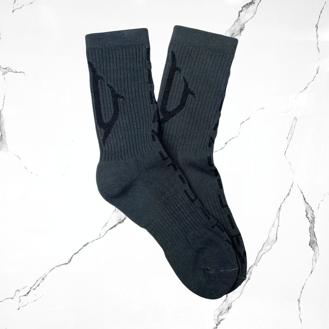 Utility Big Roots Grey Black Calcetas