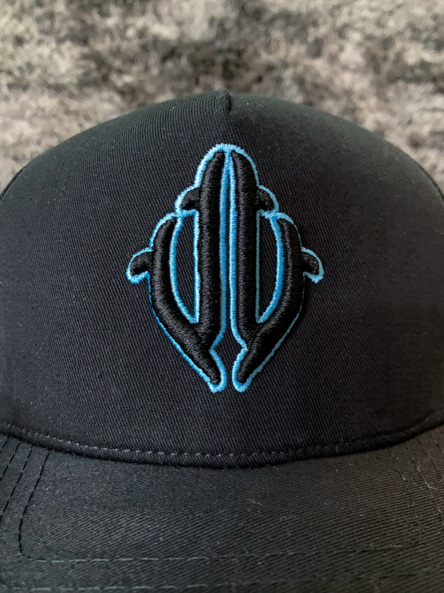 Roots of Dreams Black Baby Blue Cap