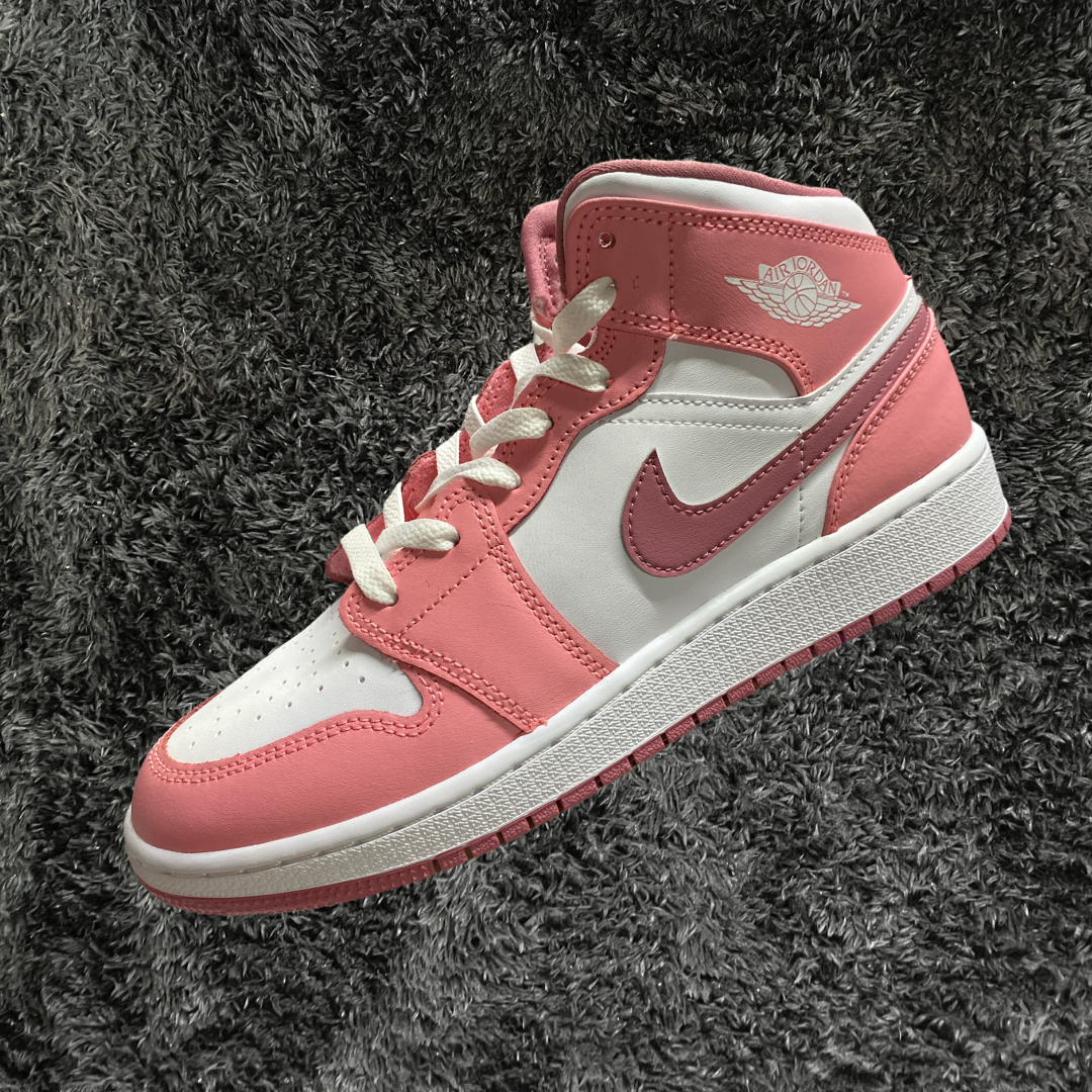 Jordan 1 Mid Valentines Day GS